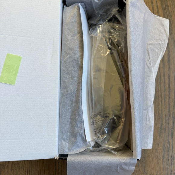 NWT J.Crew Edie Leather Loafer (Style No. G1812) - Picture 4 of 9